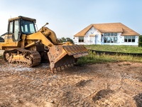 How to Pick the Right Lot for a Custom Build
